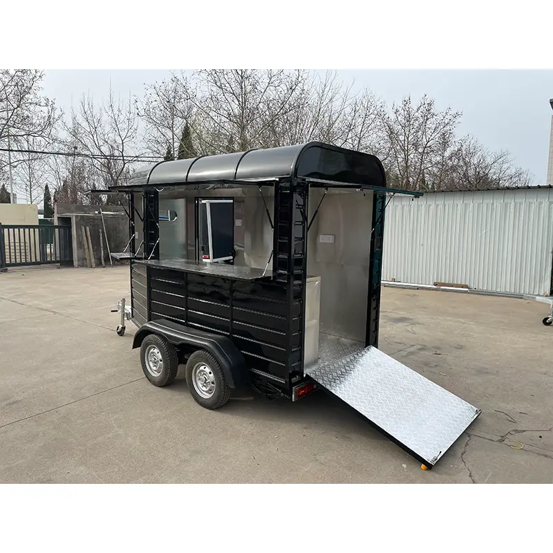 Trailer Kopi dan Minuman Horse Box